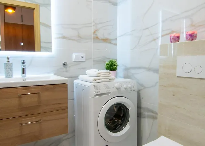 Maya's Flats & 48 - Szafarnia 그단스크