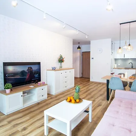 Maya's Flats & 48 - Szafarnia Gdansk