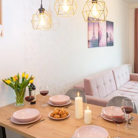 Apartmán Maya's Flats & 48 - Szafarnia Gdaňsk