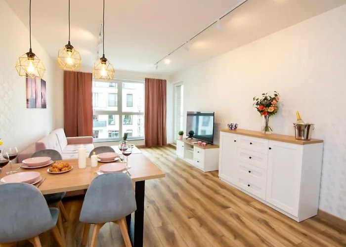 Lägenhet Maya's Flats & 48 - Szafarnia Gdańsk