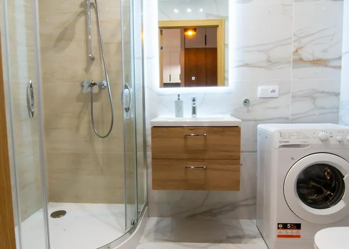 Maya's Flats & 48 - Szafarnia Gdańsk