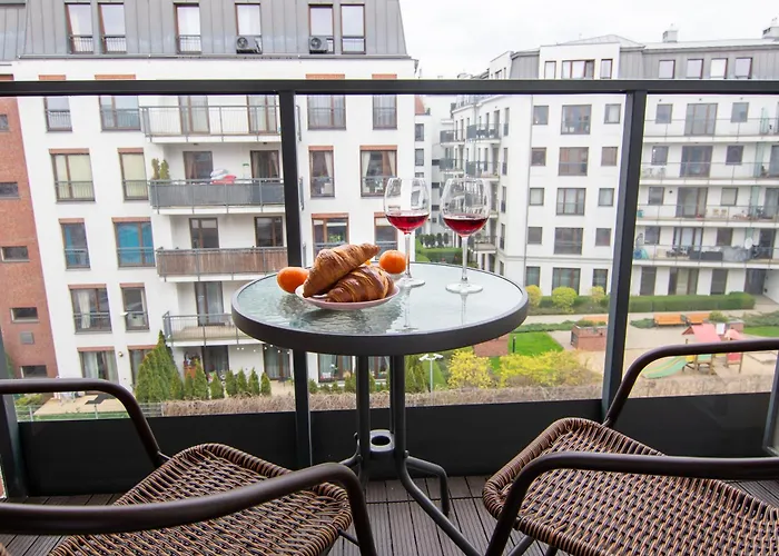 Maya's Flats & 48 - Szafarnia * Gdańsk