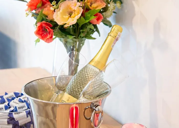 Maya's Flats & 48 - Szafarnia * Gdańsk