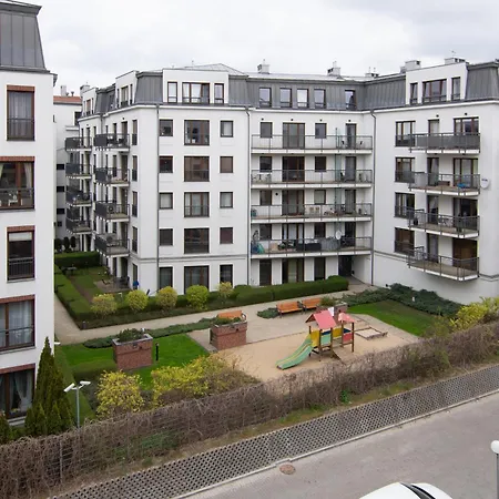 Maya's Flats & 48 - Szafarnia Appartement *