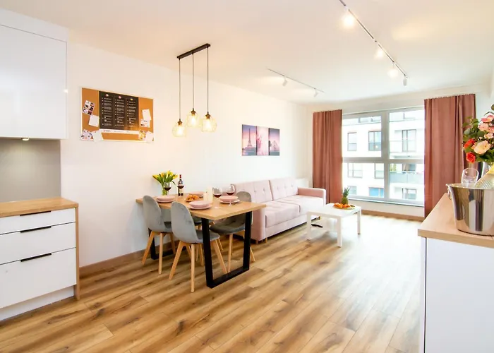 Maya's Flats & 48 - Szafarnia Gdańsk