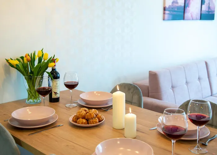 Maya's Flats & 48 - Szafarnia Appartement *