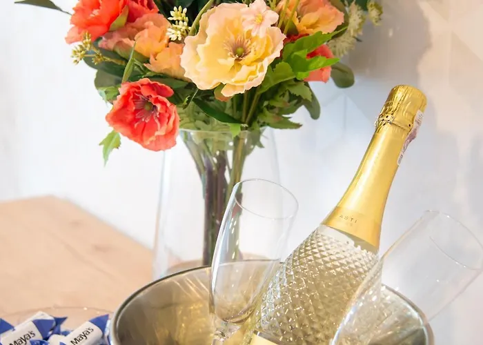 Maya's Flats & 48 - Szafarnia Appartement *